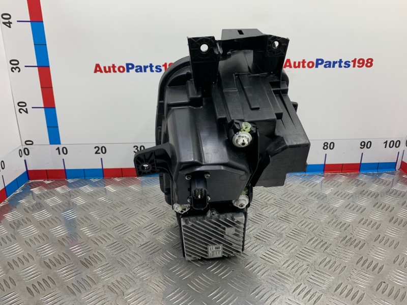 Фара левая L9 2022 L2E15M