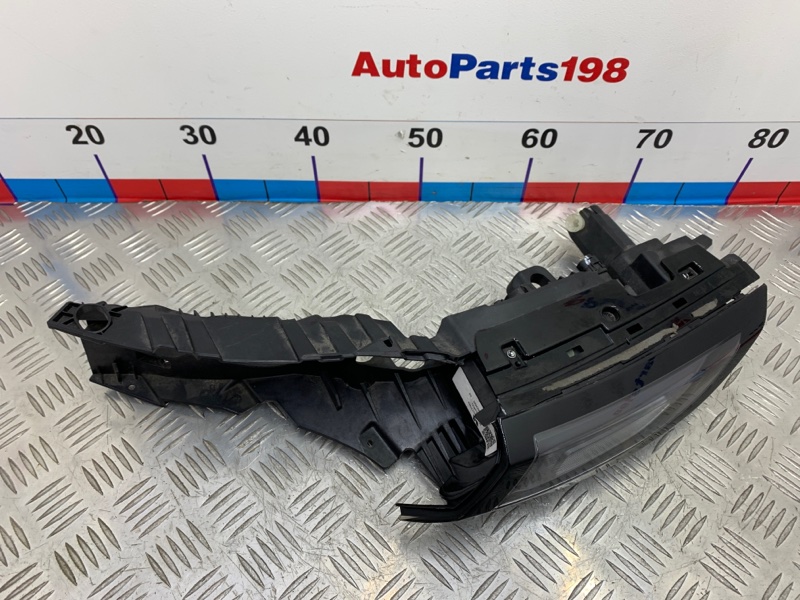 Фара левая L9 2022 L2E15M Фара левая L9 2022 L2E15M