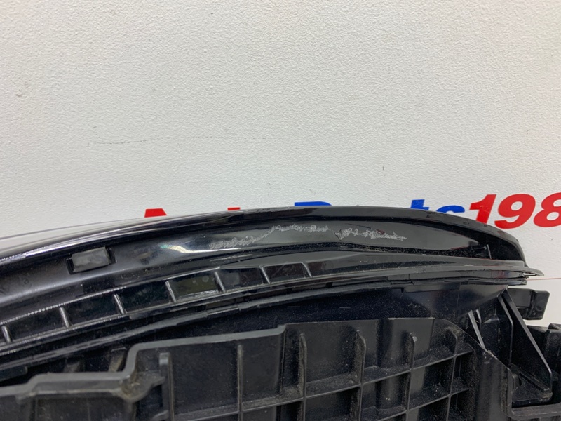 Фара левая L9 2022 L2E15M Фара левая L9 2022 L2E15M