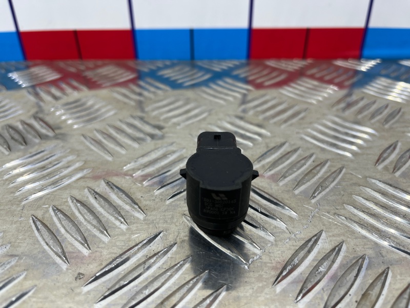 Датчик парктроника передний L9 2022 L2E15M