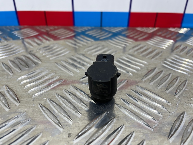 Датчик парктроника передний L9 2022 L2E15M