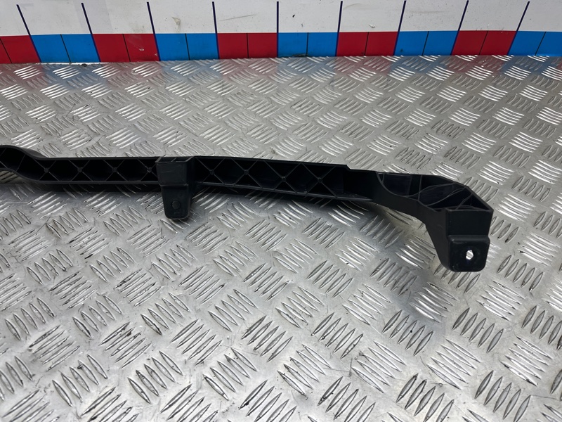 Кронштейн бампера L9 2022 L2E15M Кронштейн бампера L9 2022 L2E15M