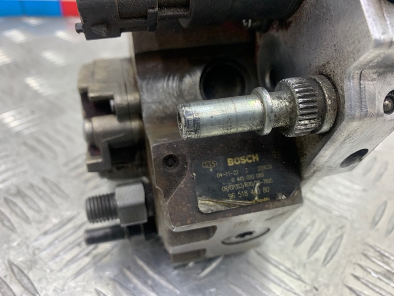 ТНВД V50 2005-2011 MW D4164T