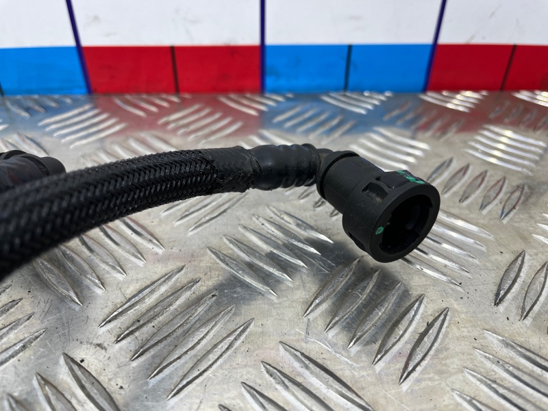 Трубка топливная X90 Plus 2023 P6X SQRF4J20C Трубка топливная X90 Plus 2023 P6X SQRF4J20C