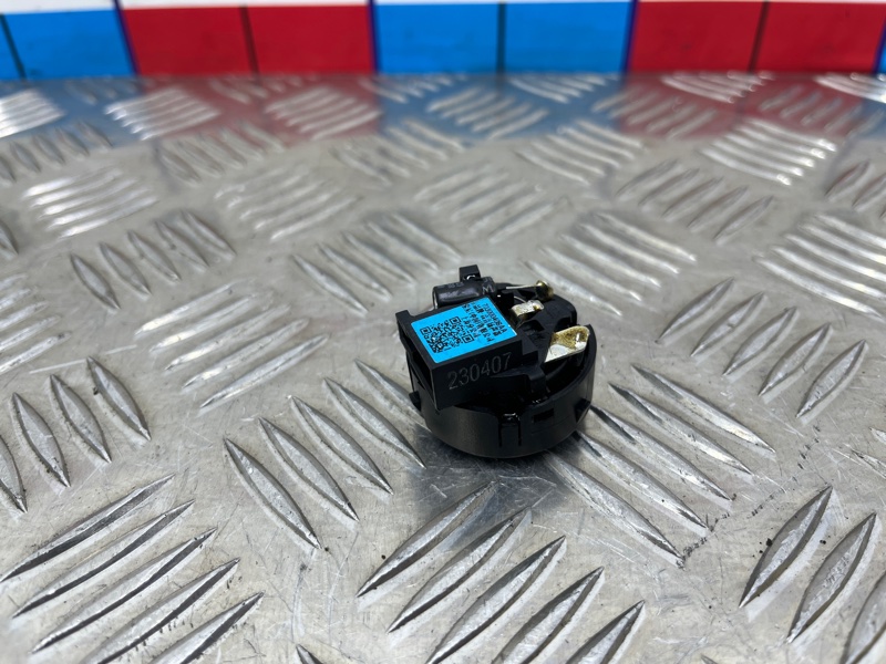 Динамик передний левый LX 2023 T18P