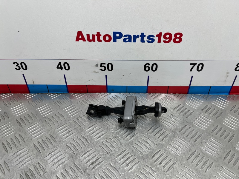 Ограничитель двери передний LX 2023 T18P