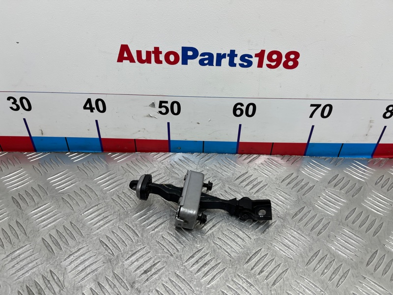 Ограничитель двери передний LX 2023 T18P