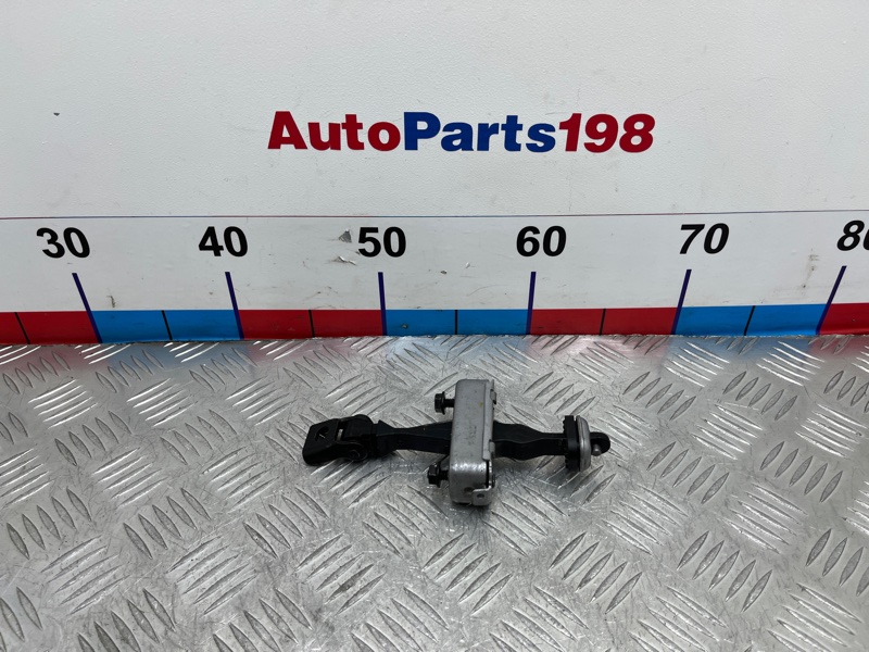 Ограничитель двери передний LX 2023 T18P