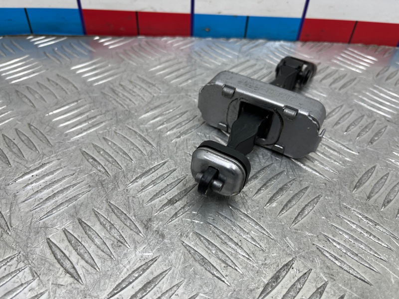 Ограничитель двери передний LX 2023 T18P