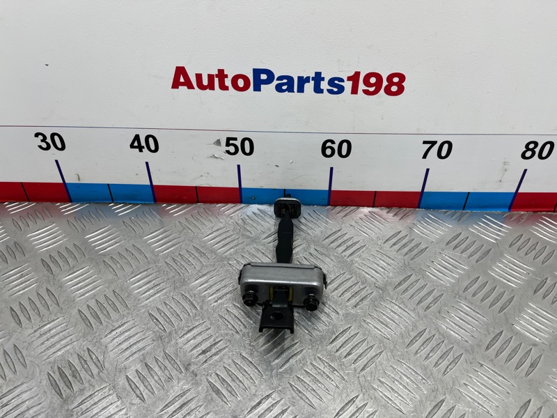 Ограничитель двери задний LX 2023 T18P