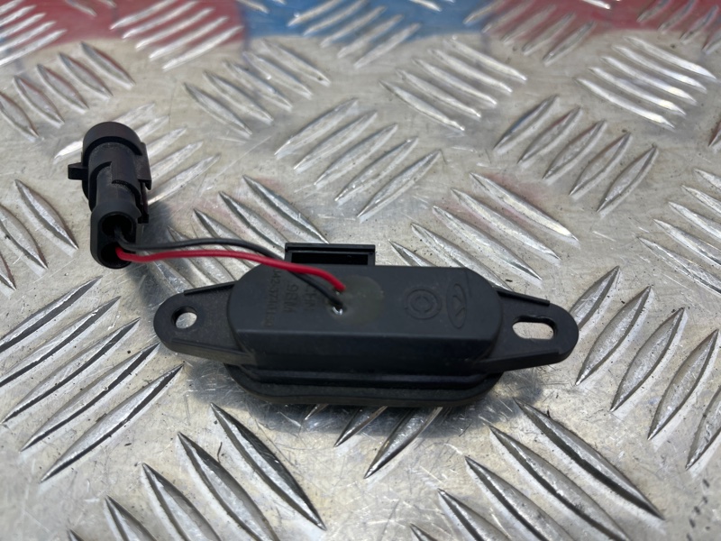 Кнопка открывания багажника LX 2023 T18P