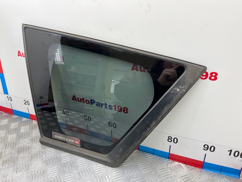 Стекло глухое заднее левое Outlander 2008 CW 4B12 Стекло глухое заднее левое Outlander 2008 CW 4B12