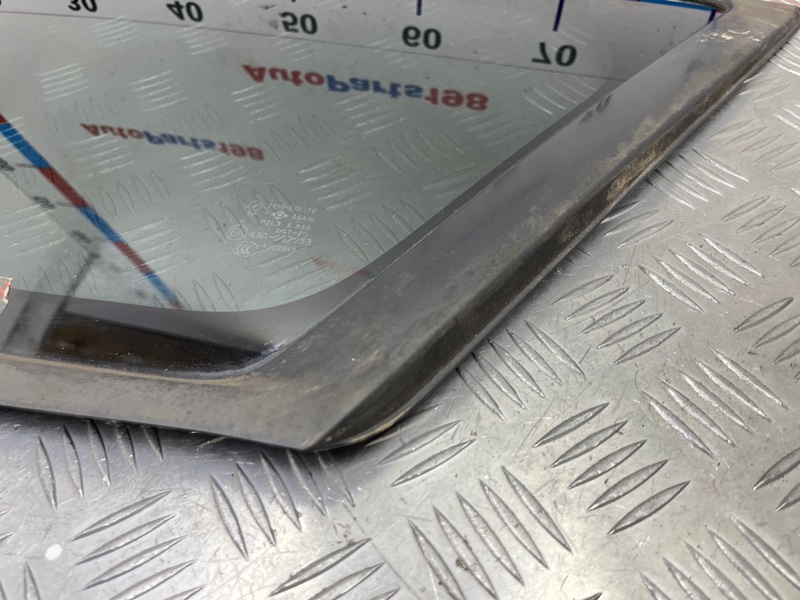 Стекло глухое заднее левое Outlander 2008 CW 4B12 Стекло глухое заднее левое Outlander 2008 CW 4B12