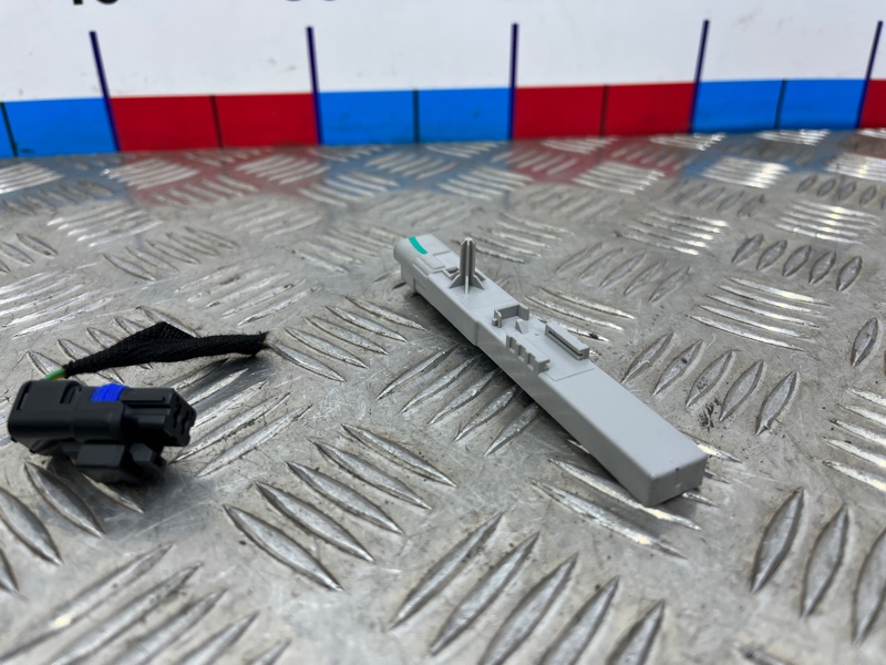 Антенна LX 2021 T1C SQRF4J16