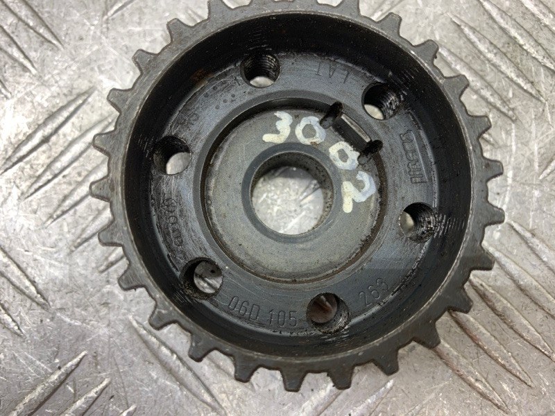 Шестерня коленвала Passat 2007 B6 BWA Шестерня коленвала Passat 2007 B6 BWA