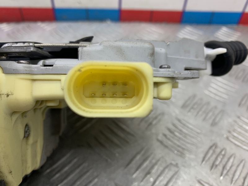 Замок двери передний левый Tiguan 2014 1 CAWA Замок двери передний левый Tiguan 2014 1 CAWA