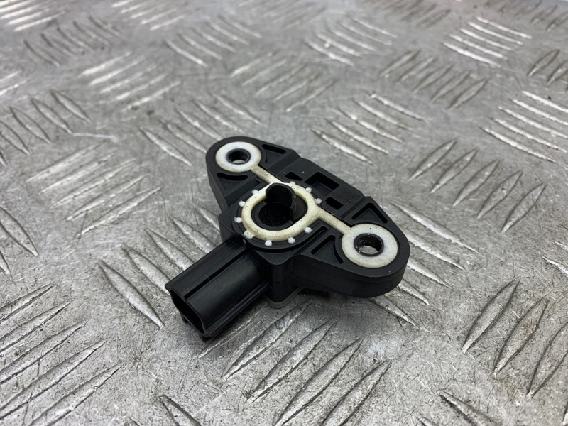 Датчик airbag передний Tiguan 2008 1 CAWA