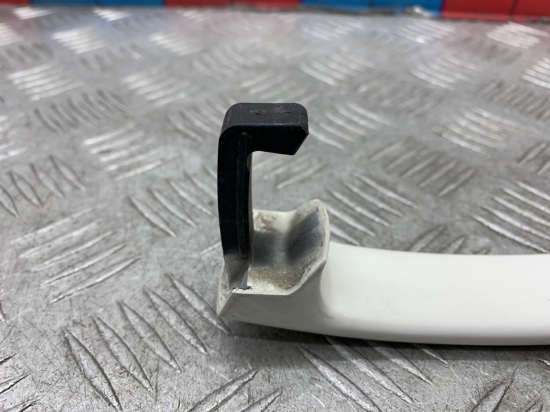 Ручка двери наружная передняя левая Tiguan 2008 1 CAWA