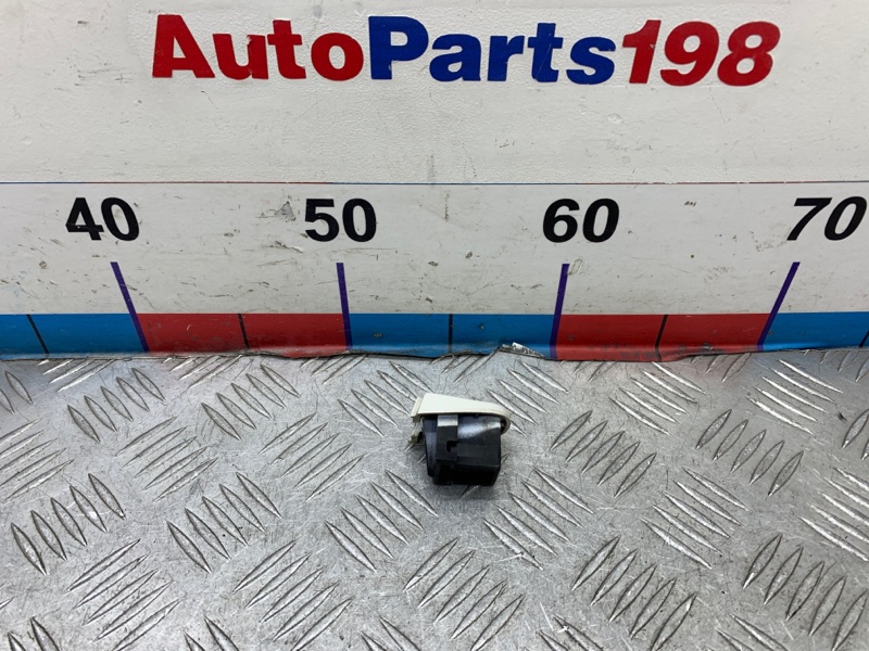 Накладка ручки задняя Volkswagen Tiguan 1 CAWA Накладка ручки задняя Volkswagen Tiguan 1 CAWA