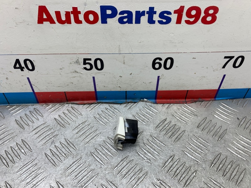 Накладка ручки задняя Tiguan 2008 1 CAWA Накладка ручки задняя Tiguan 2008 1 CAWA