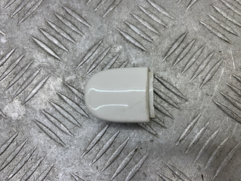 Накладка ручки задняя Tiguan 2008 1 CAWA Накладка ручки задняя Tiguan 2008 1 CAWA