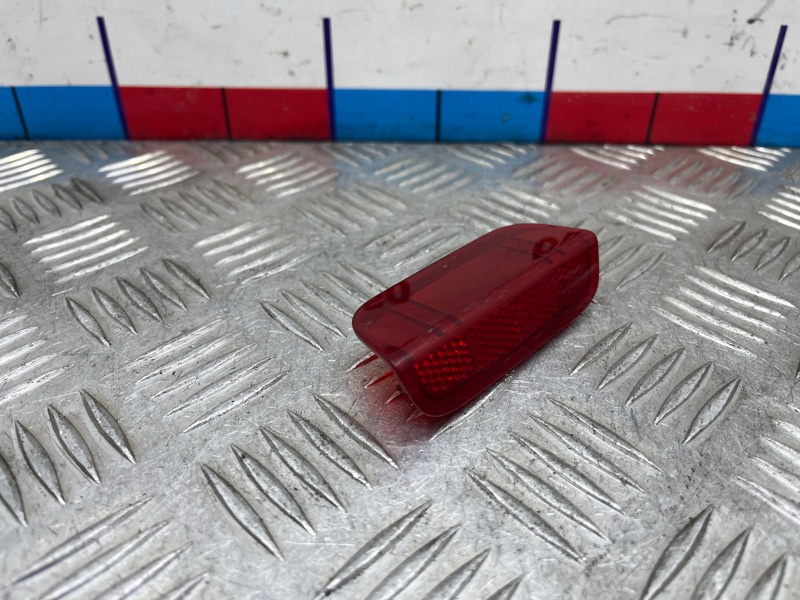 Плафон салонный Tiguan 2011 1 CAWA Плафон салонный Tiguan 2011 1 CAWA