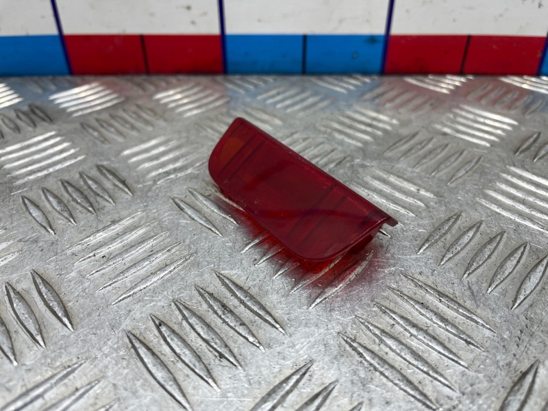 Плафон салонный Volkswagen Tiguan 1 CAWA Плафон салонный Volkswagen Tiguan 1 CAWA