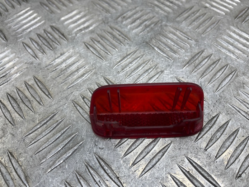 Плафон салонный Tiguan 2009 1 CAWA Плафон салонный Tiguan 2009 1 CAWA