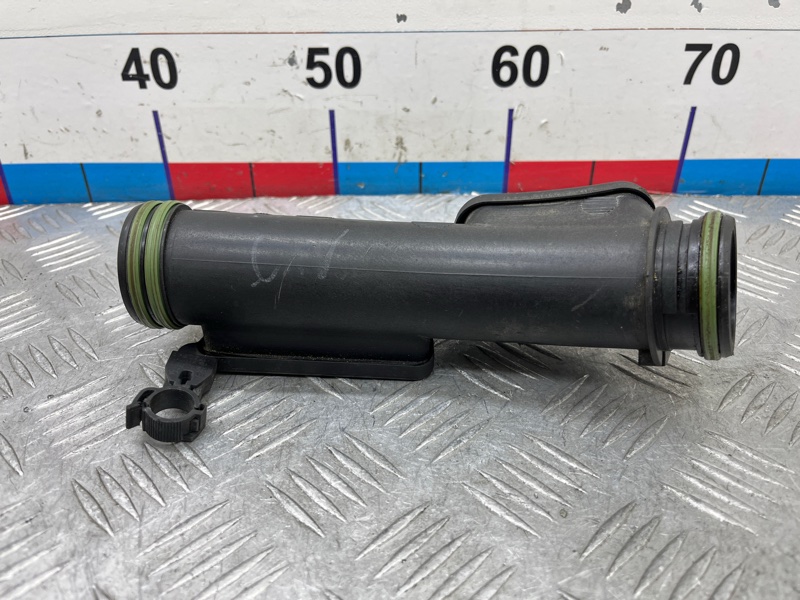 Патрубок интеркулера Tiguan 2010 1 NF CAVA