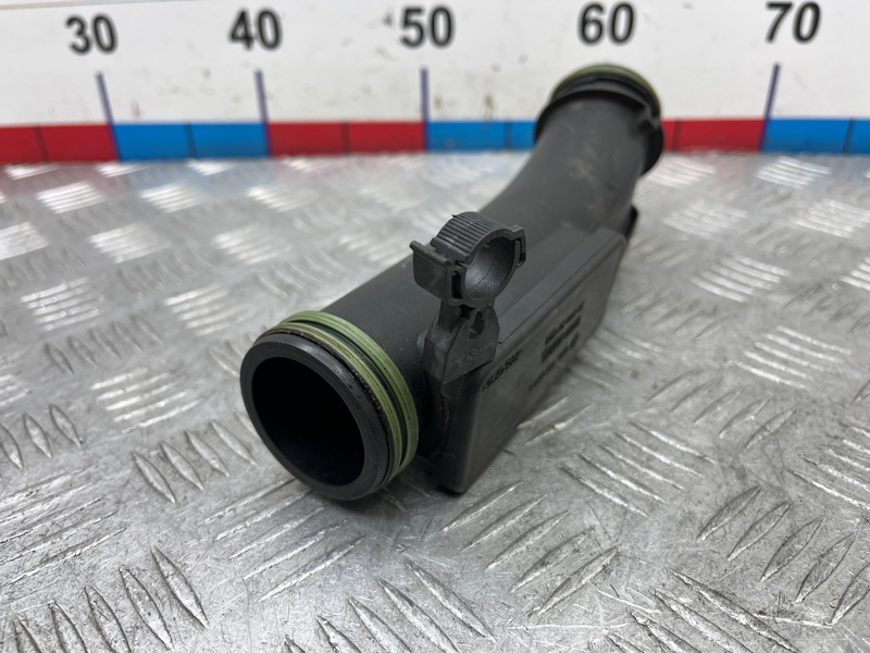 Патрубок интеркулера Tiguan 2010 1 NF CAVA