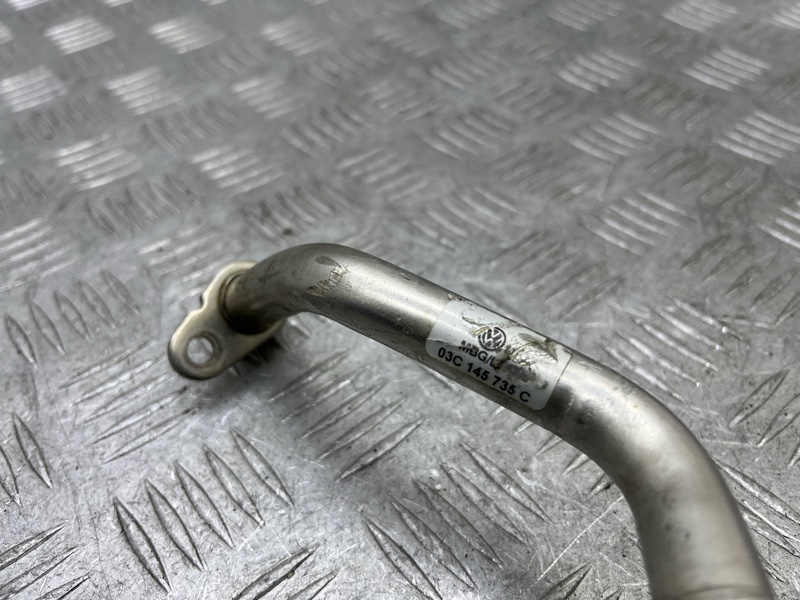 Трубка турбокомпрессора Tiguan 2009 1 NF CAVD Трубка турбокомпрессора Tiguan 2009 1 NF CAVD