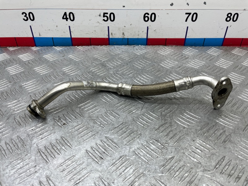 Трубка турбокомпрессора Tiguan 2009 1 NF CAVD Трубка турбокомпрессора Tiguan 2009 1 NF CAVD