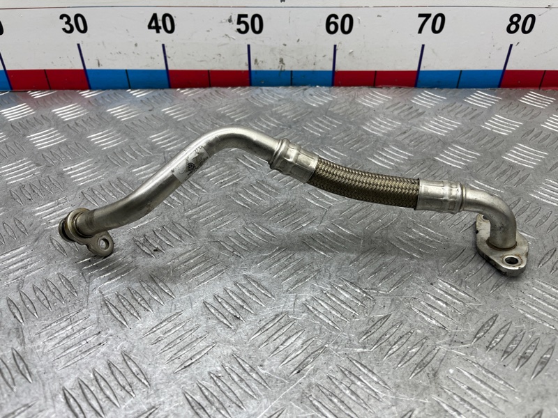 Трубка турбокомпрессора Tiguan 2009 1 NF CAVD Трубка турбокомпрессора Tiguan 2009 1 NF CAVD