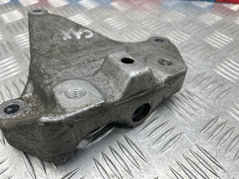 Кронштейн кпп левый Touran 2013 1T CTHA Кронштейн кпп левый Touran 2013 1T CTHA