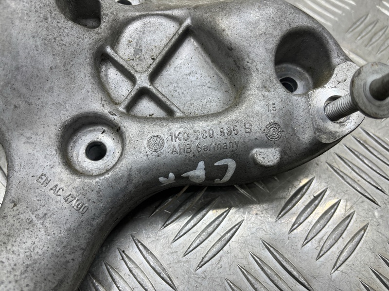 Натяжитель ремня Tiguan 2014 1 NF CAXA