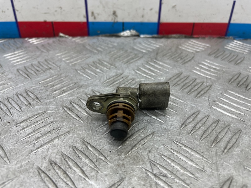 Датчик положения распредвала Passat 2008 B6 CAXA