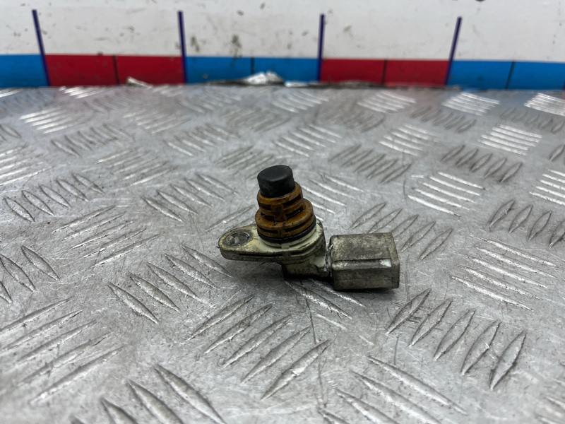 Датчик положения распредвала Passat 2008 B6 CAXA