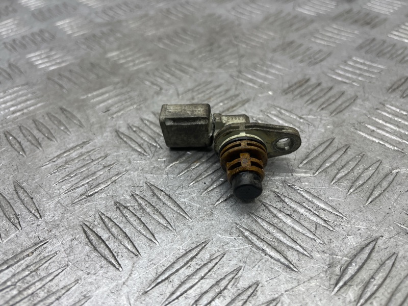 Датчик положения распредвала Passat 2008 B6 CAXA