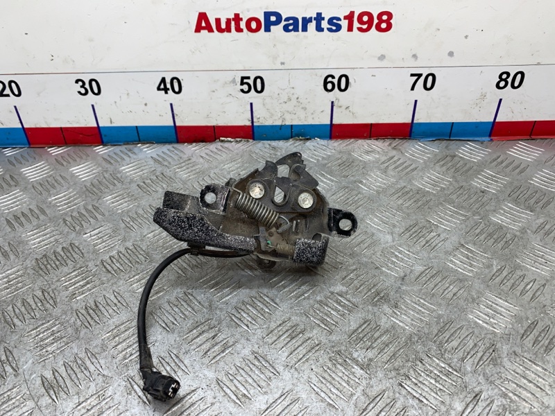 Замок капота Camry 2009 V40 2AZFE