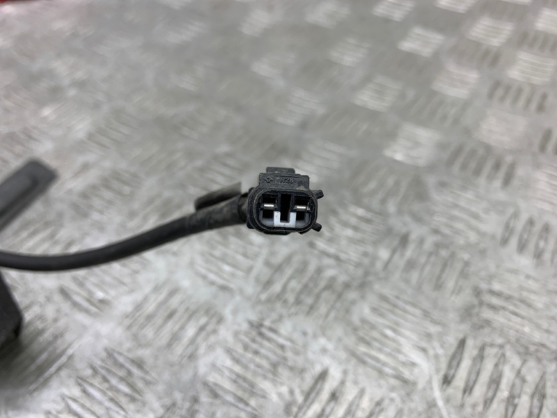 Замок капота Camry 2009 V40 2AZFE