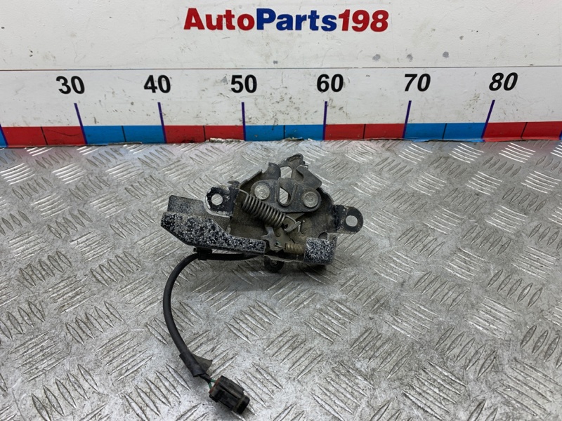 Запчасть замок капота Toyota Camry 2011 V40 2AZFE 5351033390 контрактная Замок капота Toyota Camry 2011 V40 2AZFE 5351033390 контрактная
