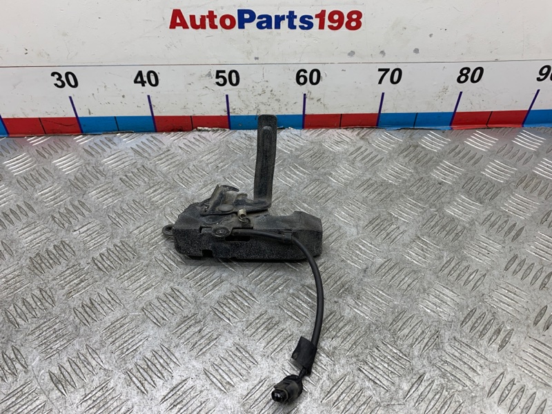 Замок капота Camry 2011 V40 2AZFE Замок капота Camry 2011 V40 2AZFE