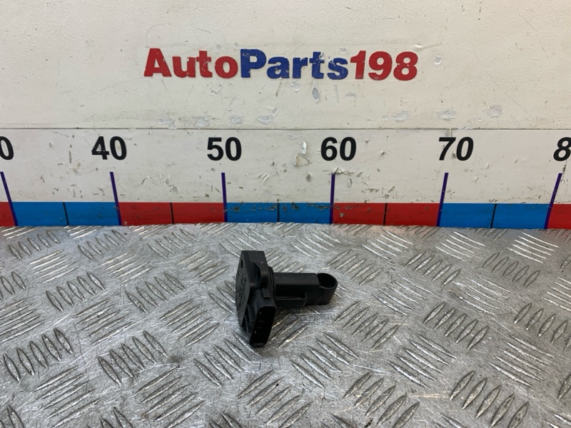 Датчик расхода воздуха RX300 2000 MCU15 1MZFE