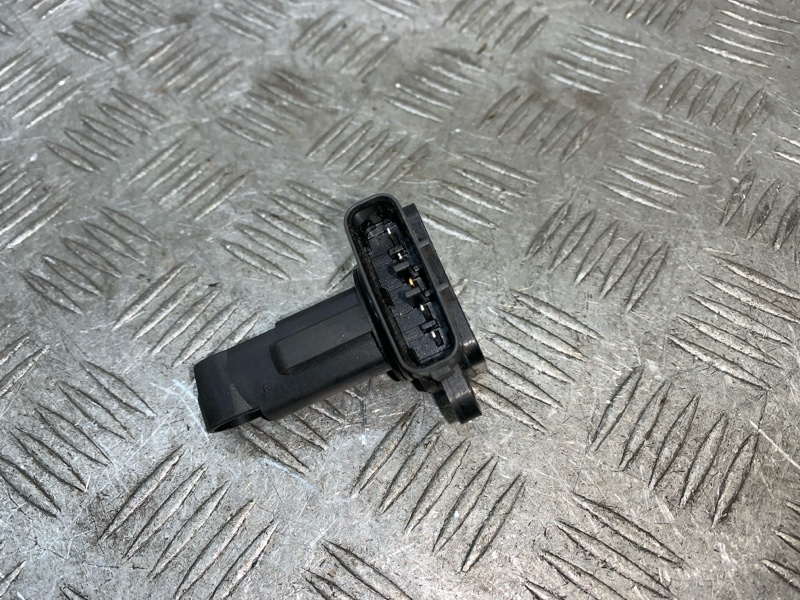 Датчик расхода воздуха RX300 2000 MCU15 1MZFE