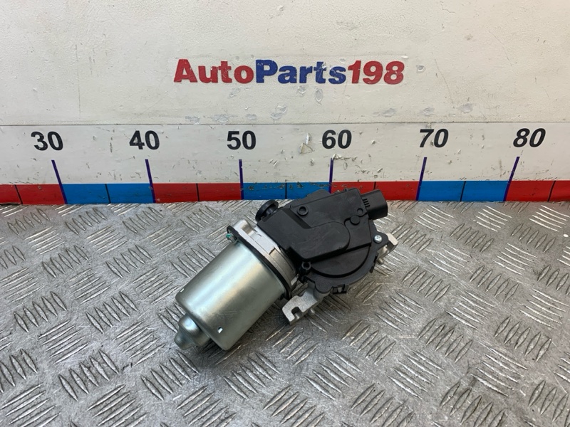 Моторчик дворника передний Toyota Highlander GSU55 2GRFE