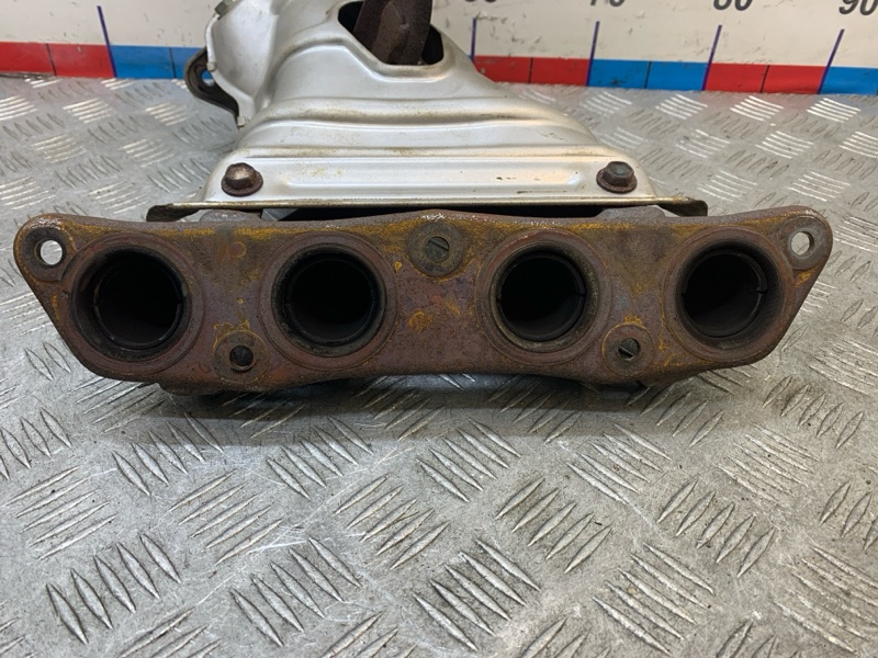 Коллектор выпускной Vibe 2005 1 1ZZFE