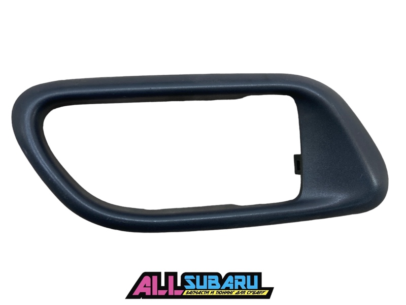 Накладка ручки двери передняя правая Subaru Forester 2003 - 2007 SG9 EJ255 61052-SA000 контрактная