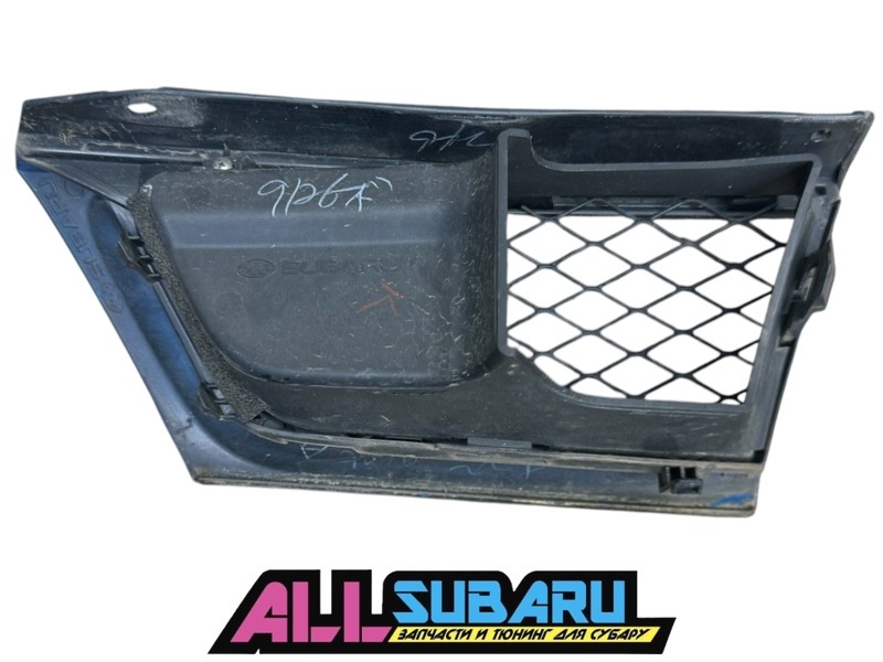 Решётка радиатора левая Impreza WRX 2005 GDA EJ205