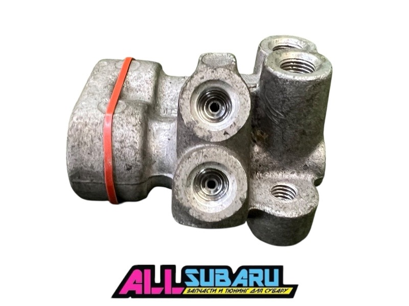 Распределитель тормозов Subaru Impreza WRX GDA EJ205 Распределитель тормозов Subaru Impreza WRX GDA EJ205