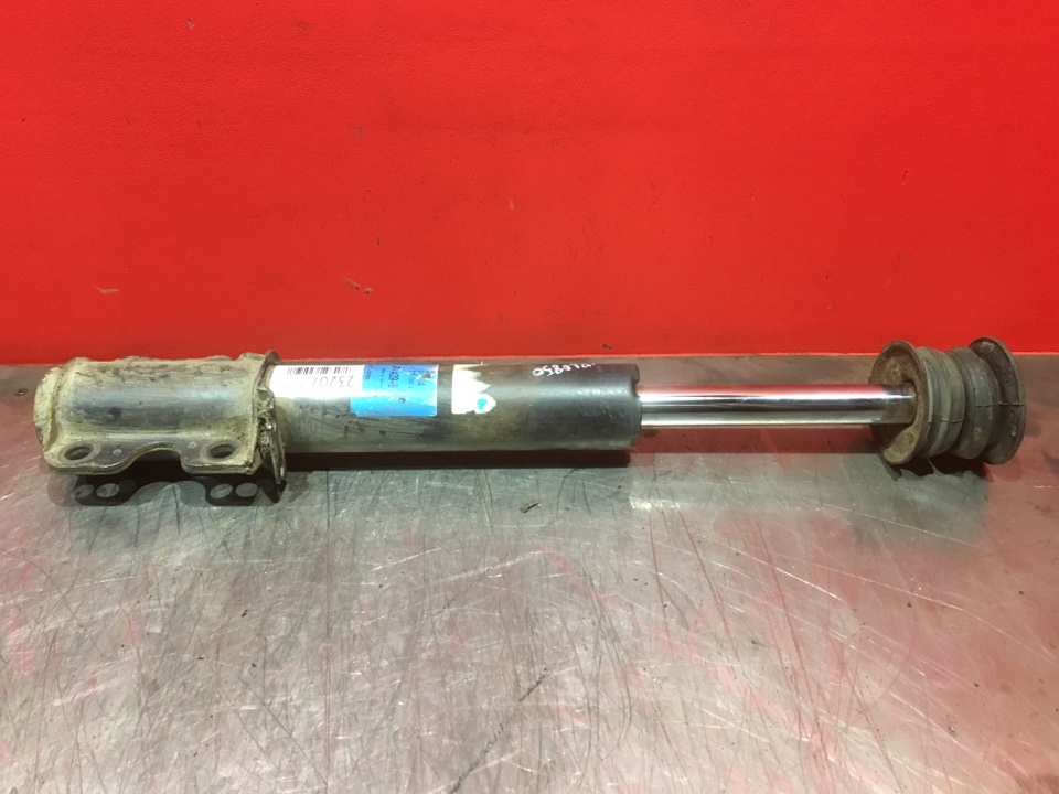 Спринтер амортизатор г. Амортизатор спринтер классик. Амортизатор спринтер классик. Задний амортизатор мерседес спринтер 906. Амортизатор спринтер классик.